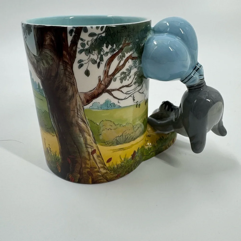Winnie The Pooh And Eeyore Coffee Mug Chip on Bottom OF CUP NOT VISIBLE - Picture 7 of 11